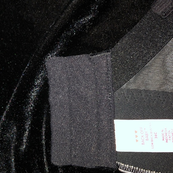 Leopard print satin smooth low back bustier. 

Excellent condition, no stains. - Picture 6 of 12